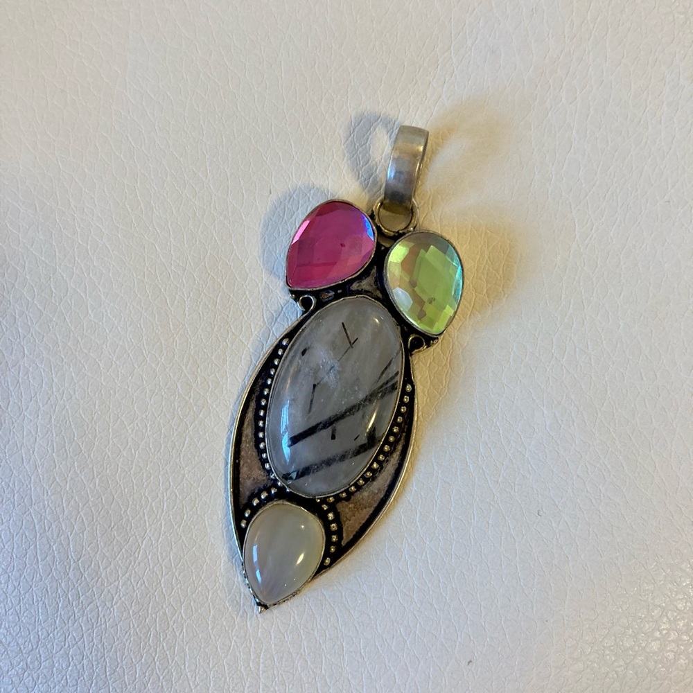 ✨ 2 for $20 ✨ Sterling silver tourmalinated quartz and agate pendant